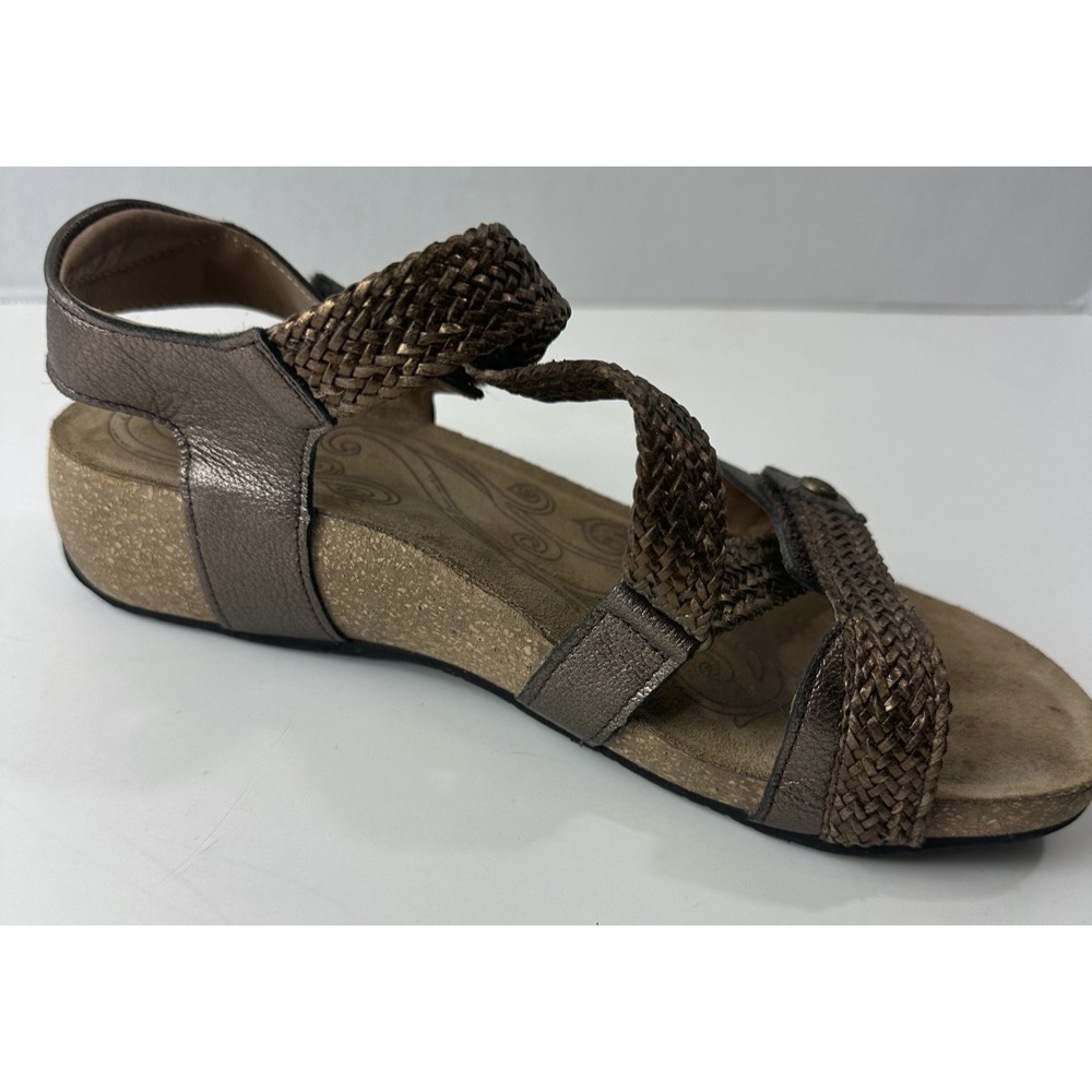 Taos Trulie Sandals Pewter Metallic Leather Woven Strappy Hook Loop Size 7 - 7.5 - Picture 9 of 16